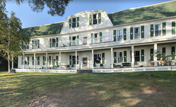 Birch Lodge (Birch Lodge Motel) - From Website (newer photo)